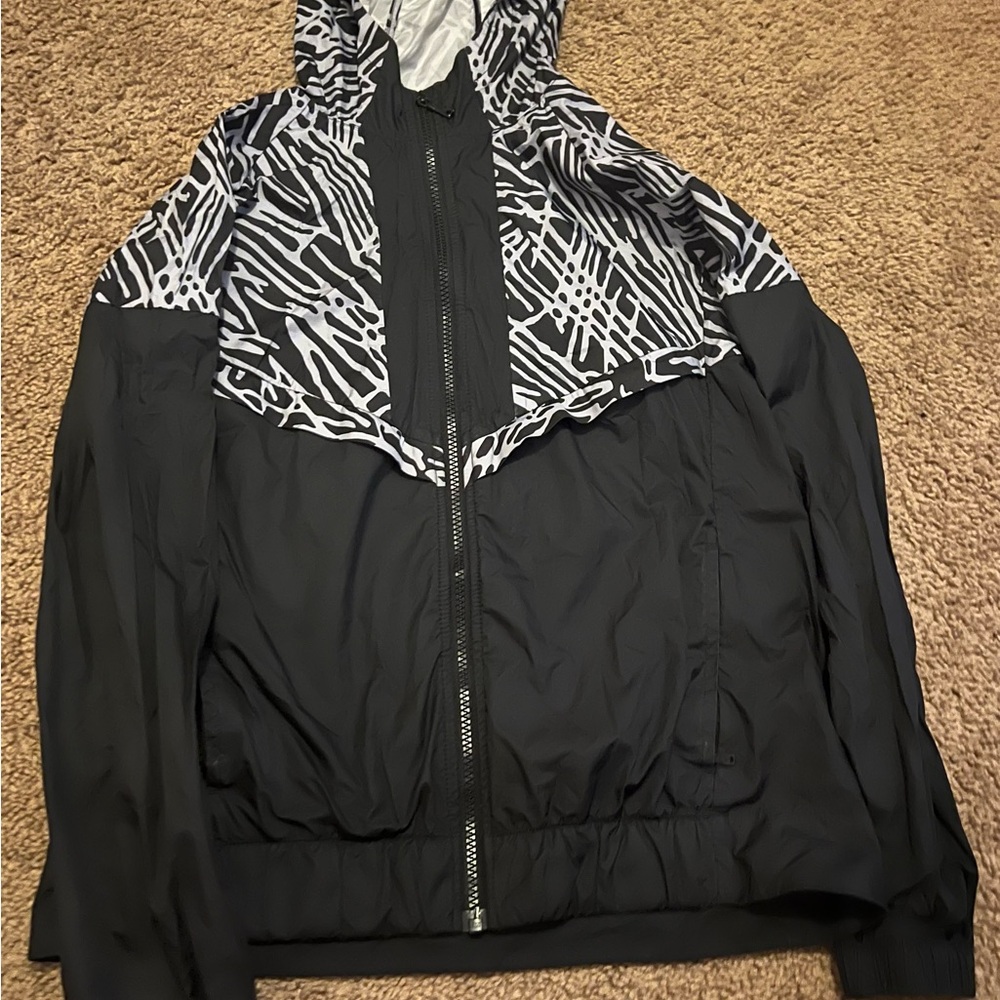 Nike Black and Gray Graphic Jacket